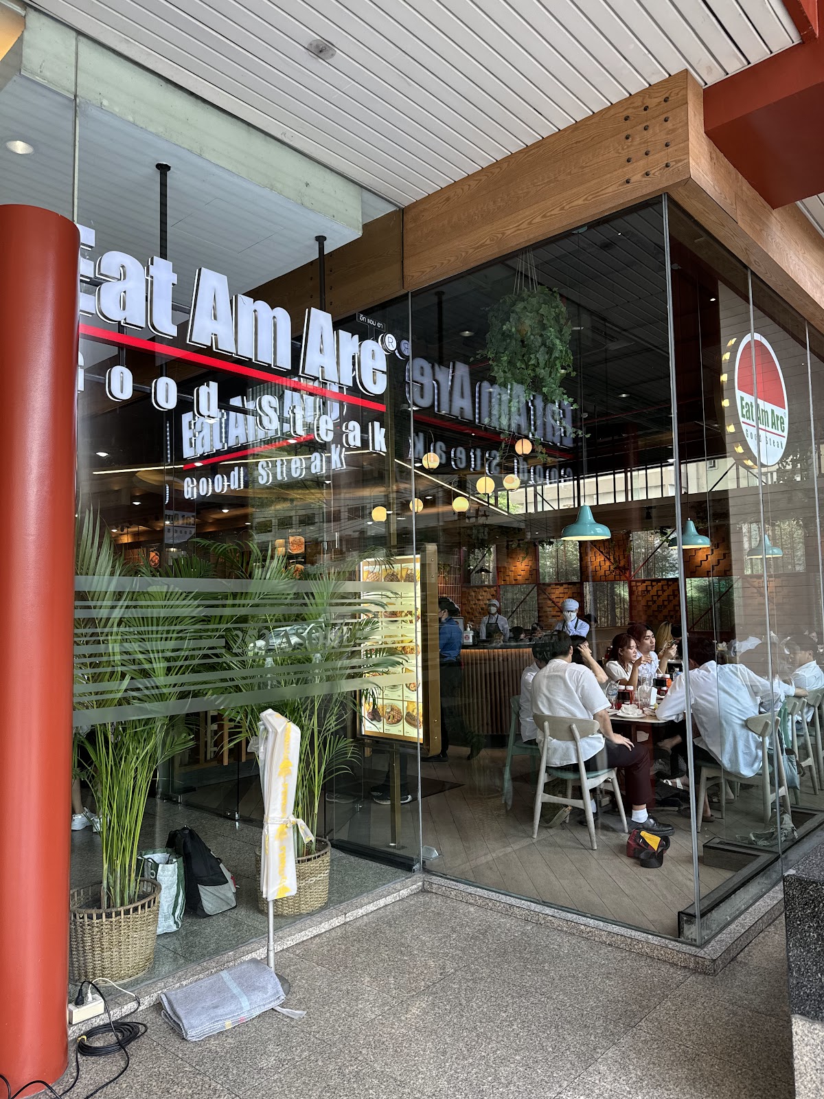 Eat Am Are 253 Asok Building