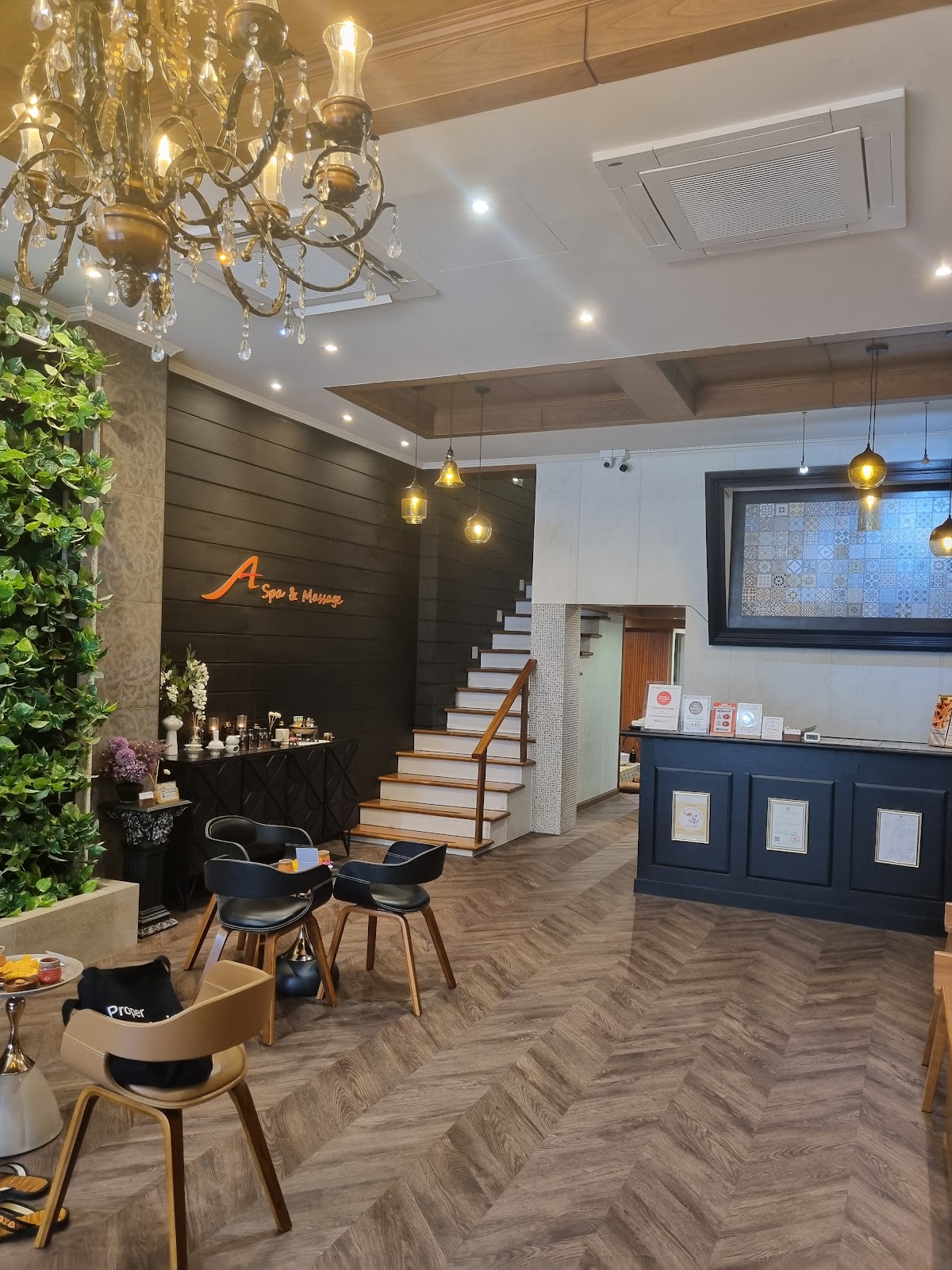 A Spa & Massage