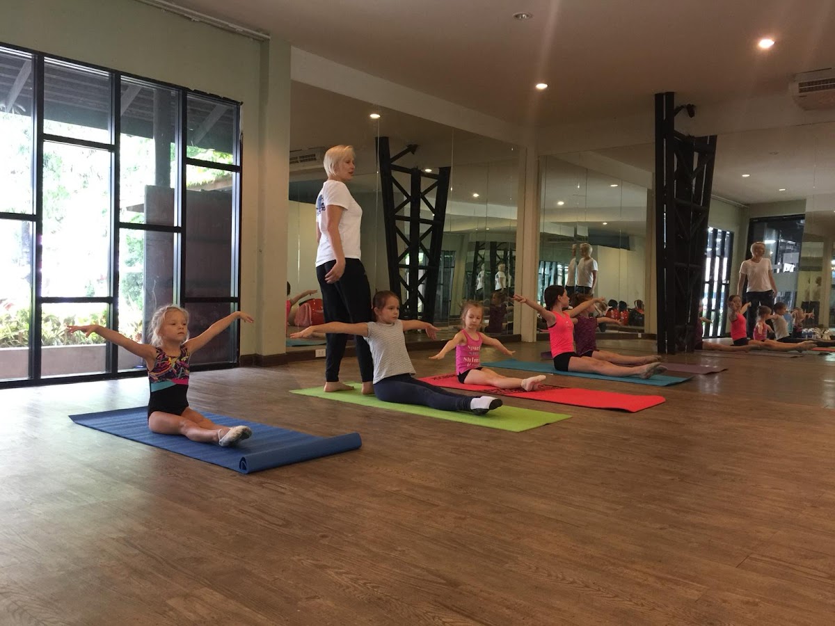 UNIVERSE GYMNASTICS CLUB (Sathorn)