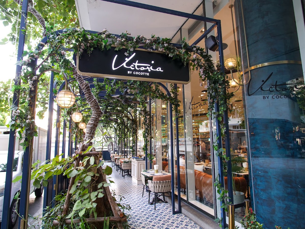 Victoria by Cocotte @ Emquartier