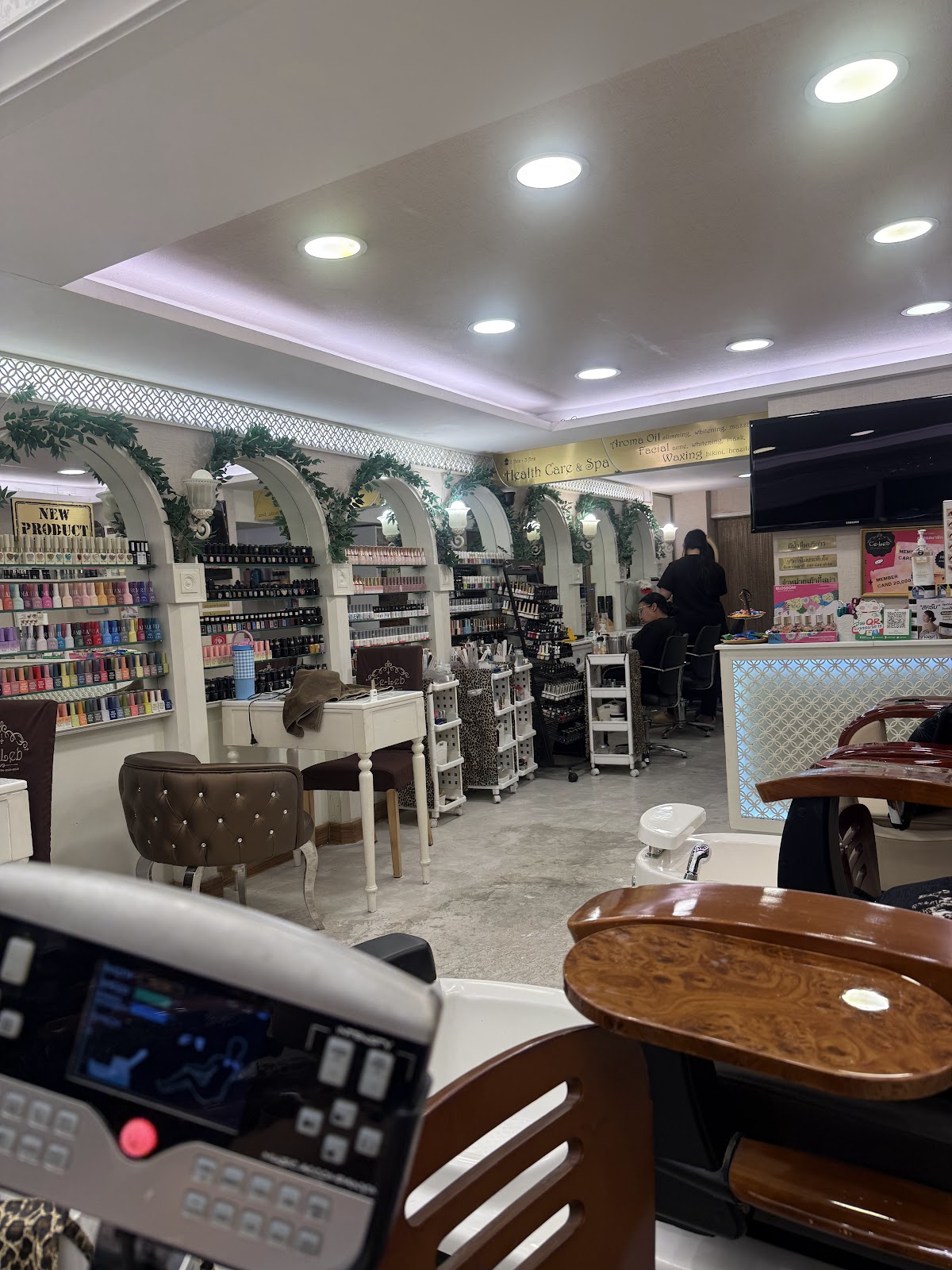 Celeb Thonglor — photo 1