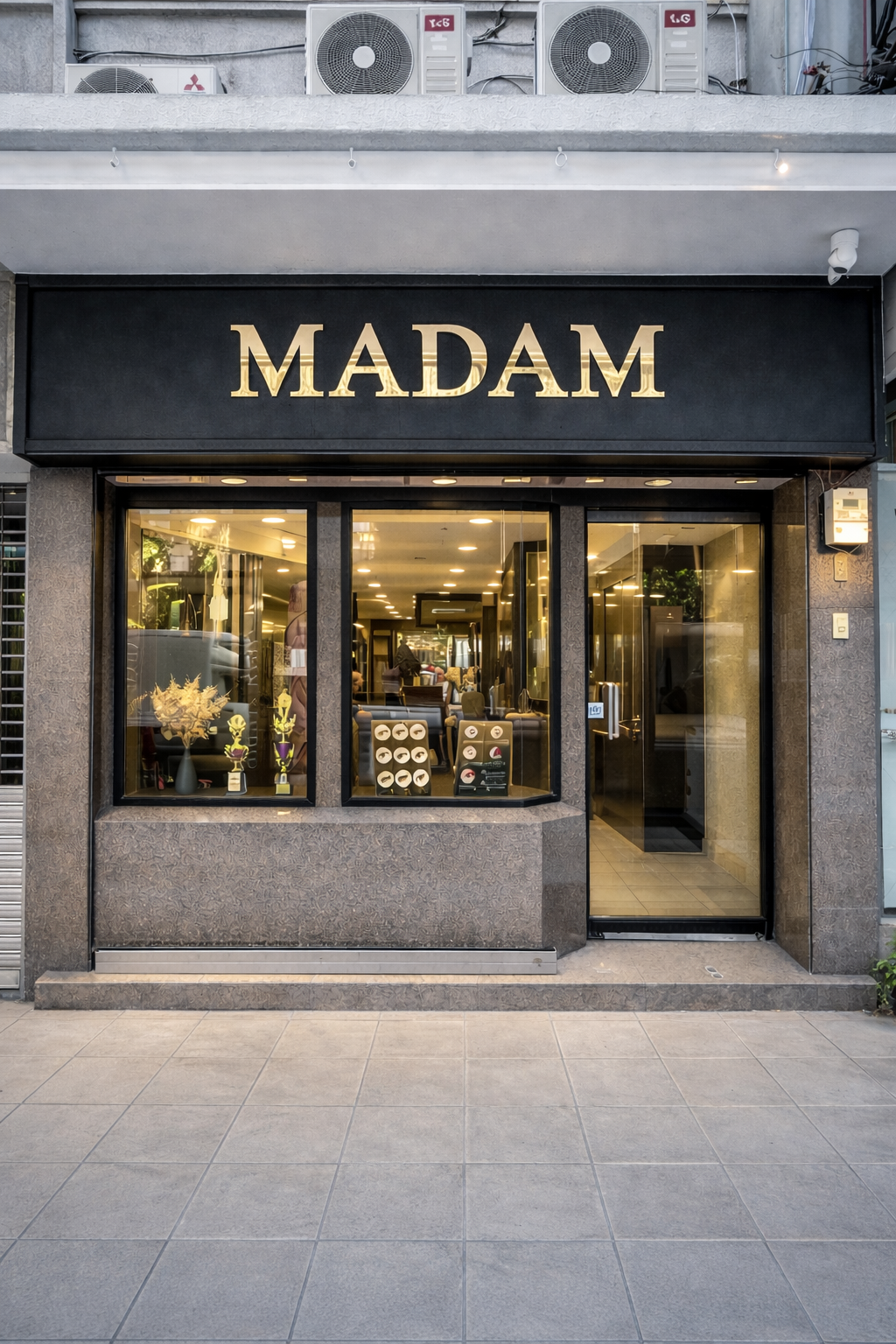 Madam Studio Bangkok - Lash extensions Bangkok ต่อขนตาสุรวงศ์ สีลม สามย่าน ช่องนนทรี