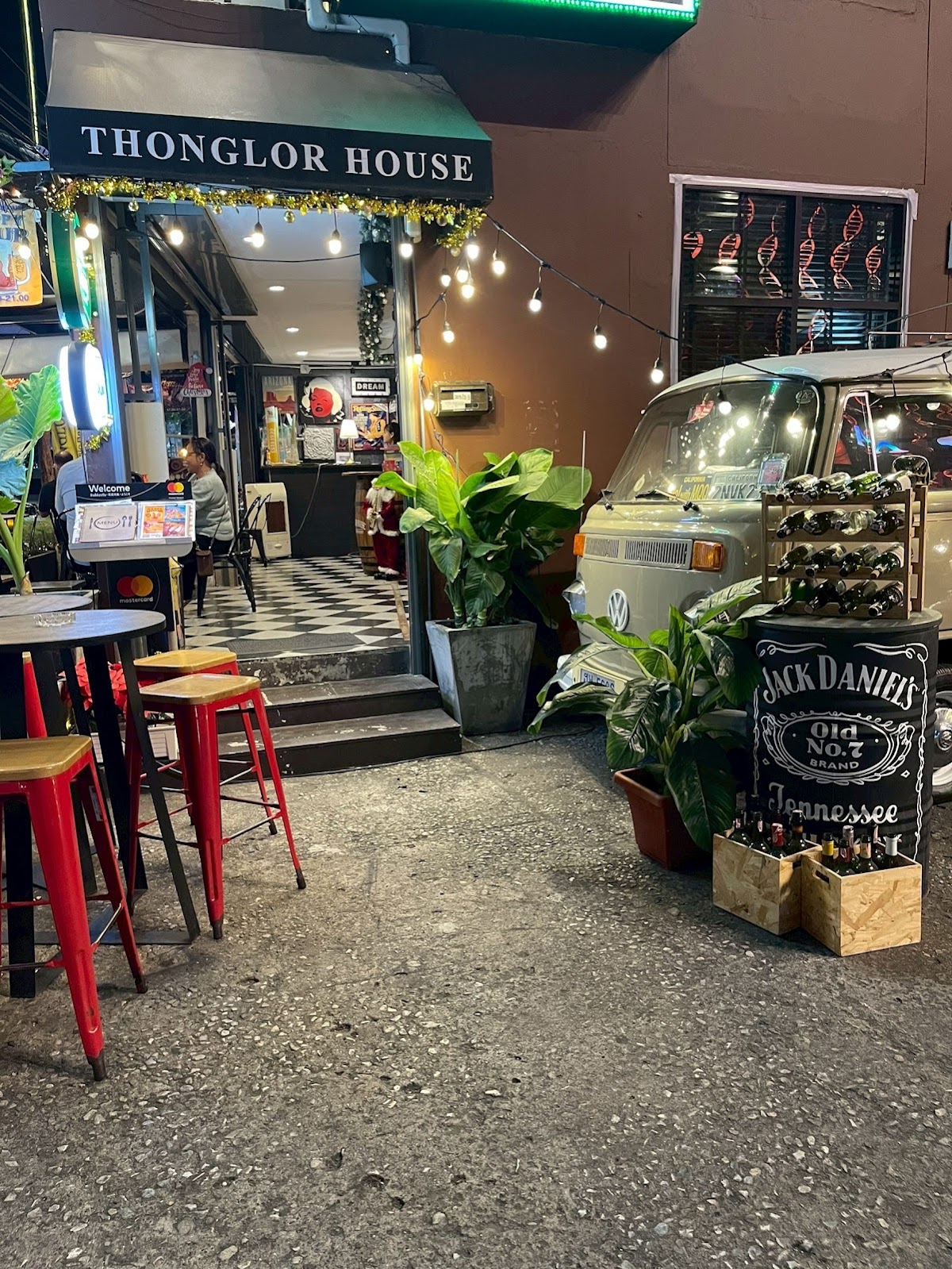 Thonglor House