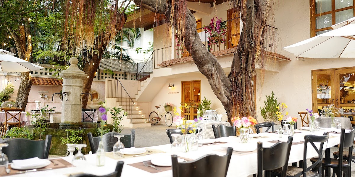 Lovemetender Restaurant เลิฟมีเทนเดอร์ (สุขุมวิท31)