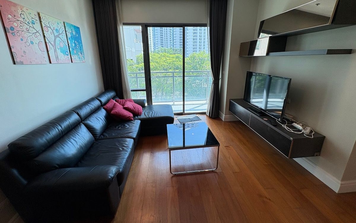 Bright Sukhumvit24 ,2 Bedroom, 2 Bathroom, 90 Sq M, Rental Price 50k/mo 0887532858 Pray. image 4