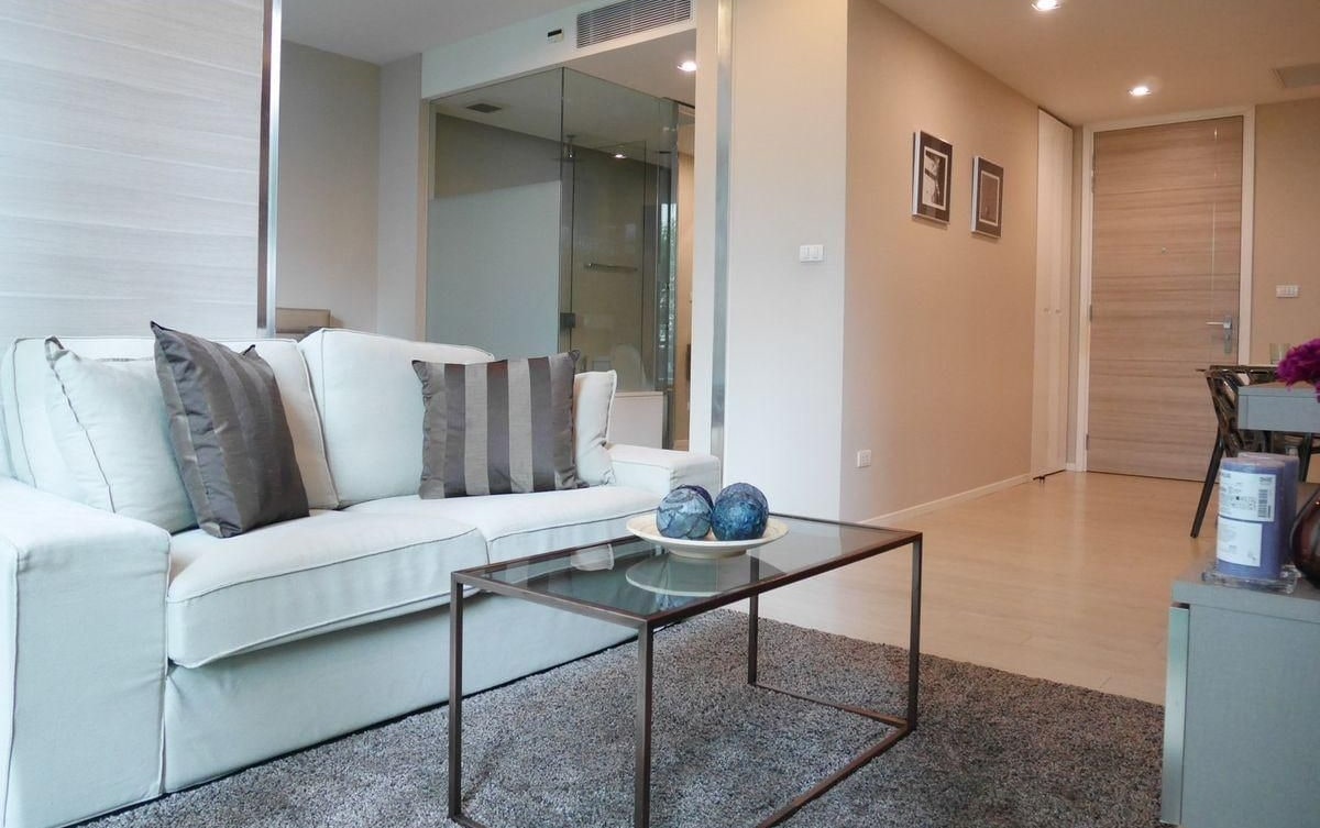 The Room Sukhumvit 21 Asoke, Beautiful Room, Fully Furnished, Ready to Move In. image 2