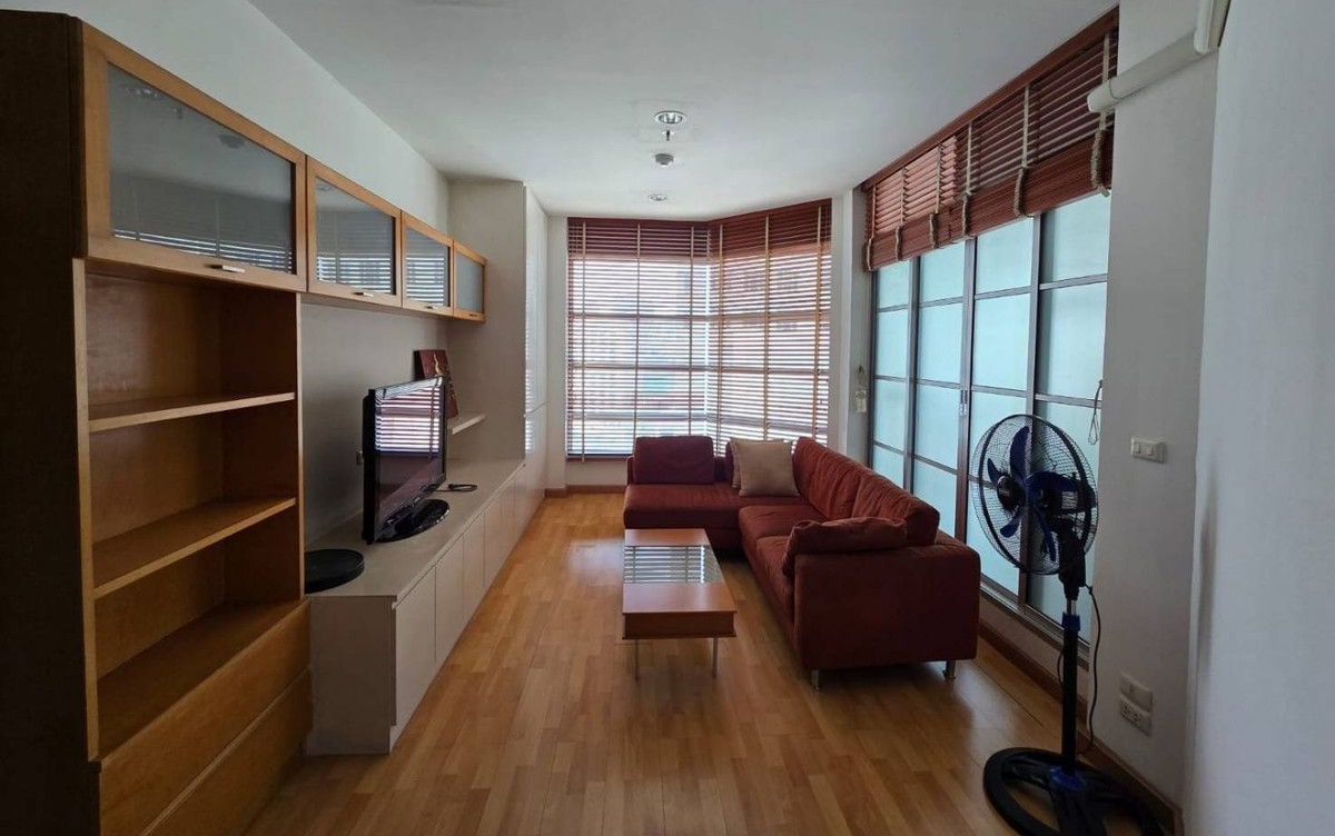 Citi Smart Sukhumvit18 , Best Deal!!! 2 Bedroom, 2 Bathroom, 75 Sq M, Rental Price 40k/mo 0887532858 Pray.