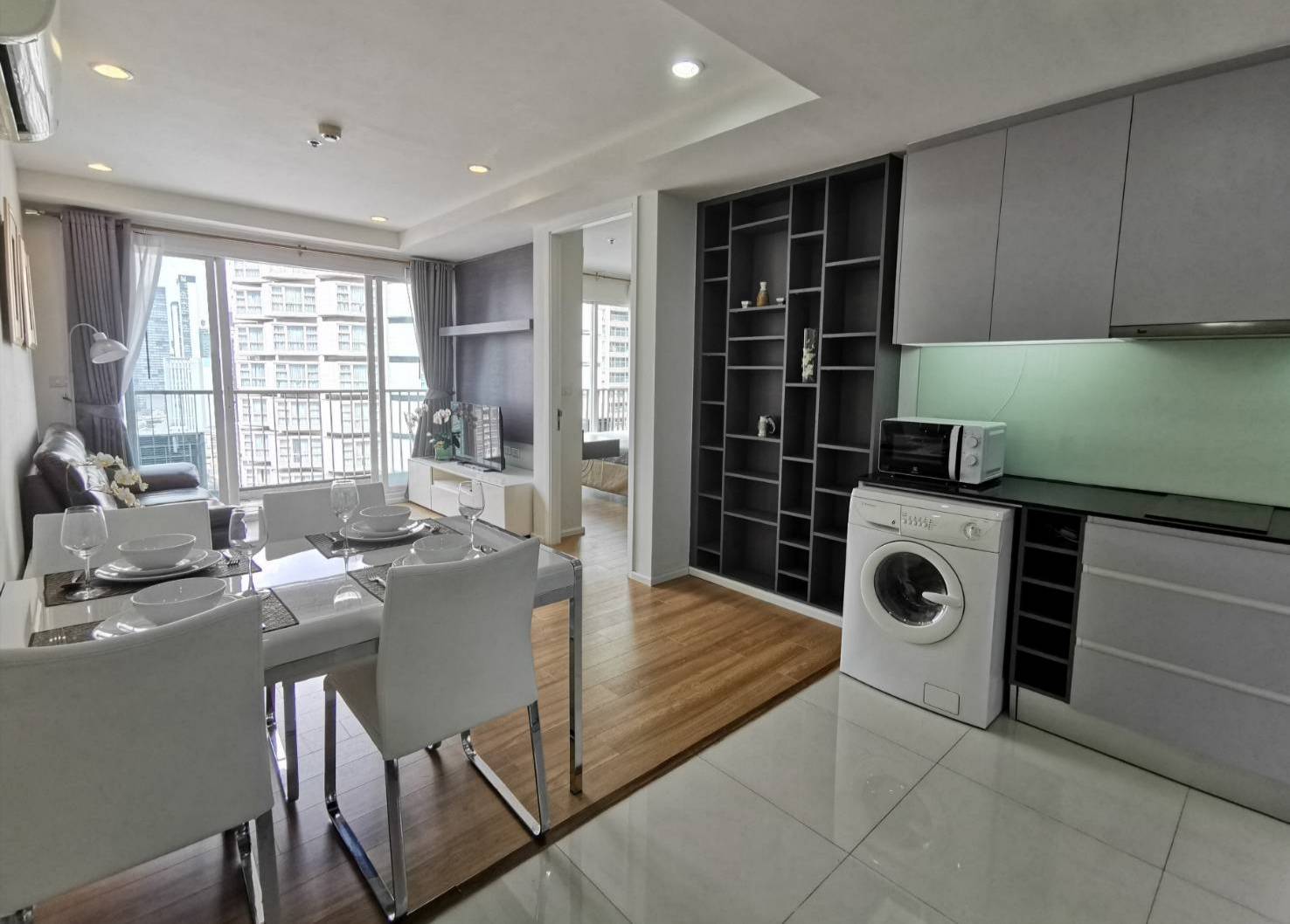 one bedroom for rent near Asok