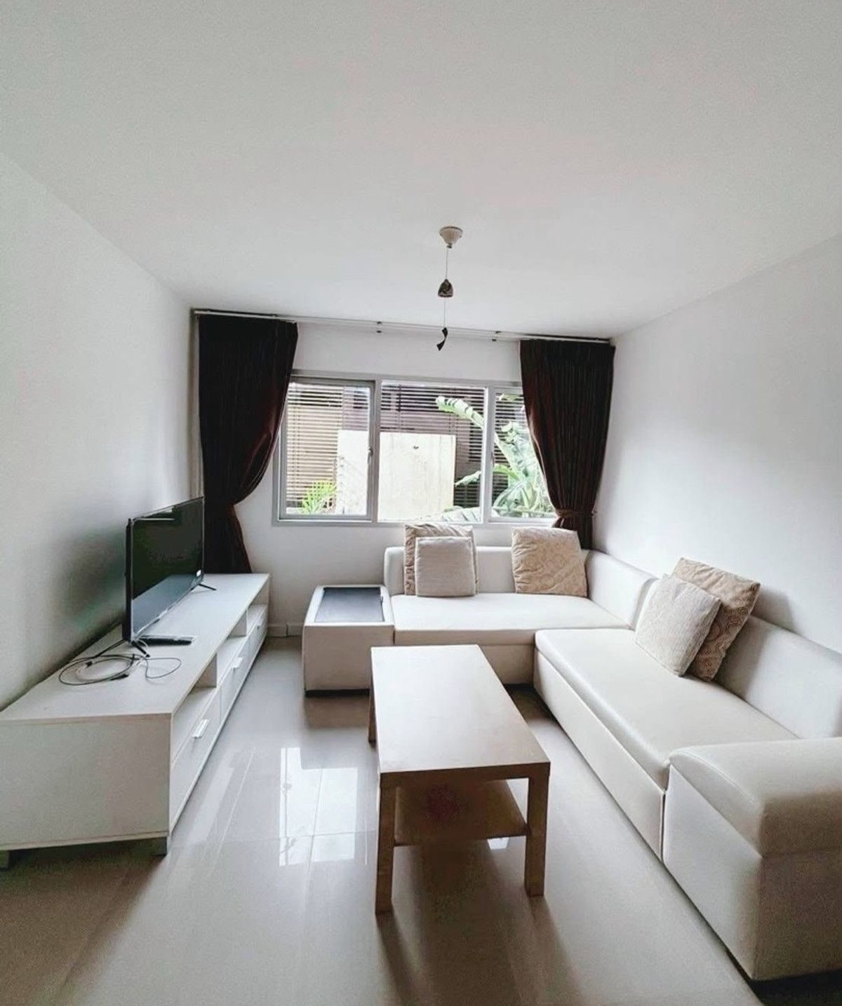 Condo near Bts Thonglor 400 Meters, Big Room 50 Sq M, 22,000.