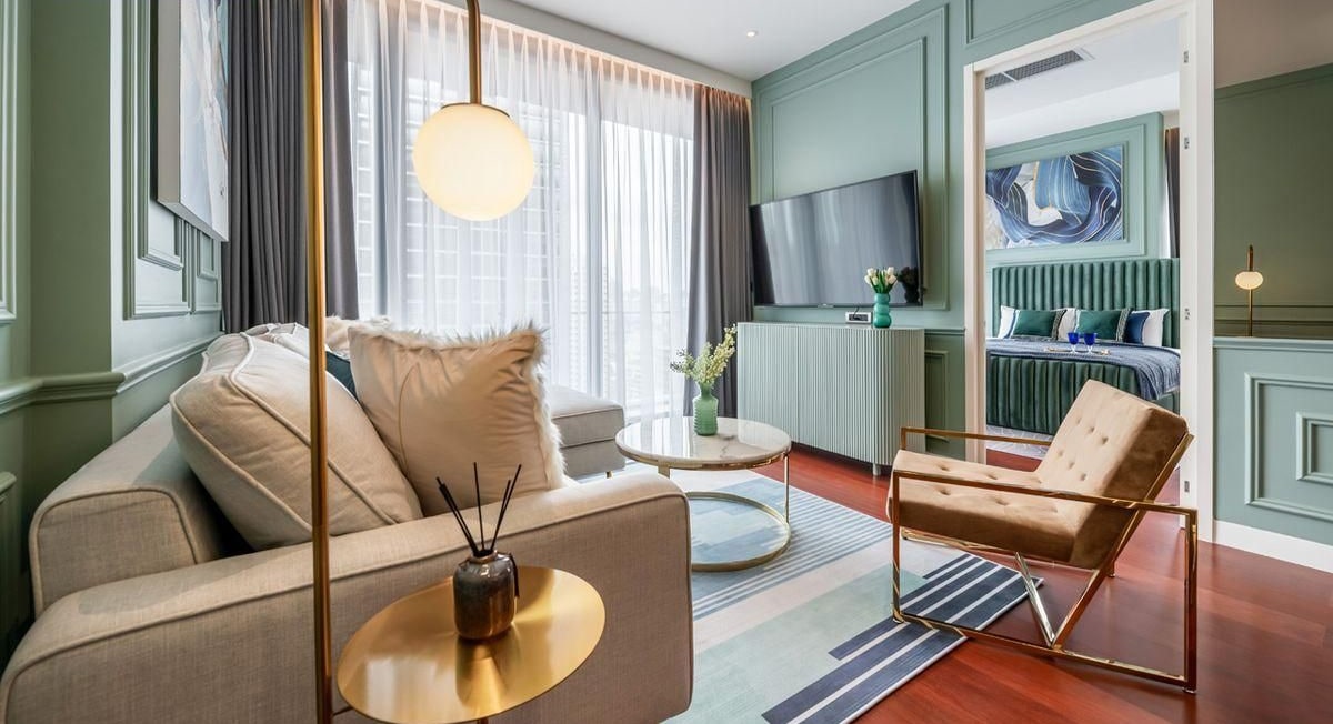 Urgent Khun by Yoo Thonglor, 2 Bedrooms, 2 Bathrooms, Super Luxury, Luxuriously Decorated, Beautiful Room, Fully Furnished. image 5