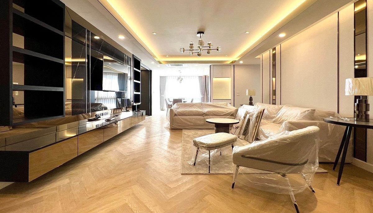 President Park Sukhumvit 24 , Pet Freindly 3 Bedroom, 3 Bathroom, 223 Sq M, Rental Price 100k/mo 0887532858 Pray. image 3